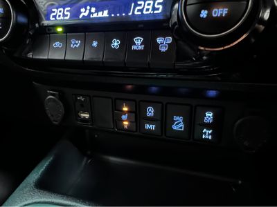 2024 Toyota Hilux