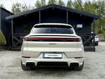 2025 Porsche Cayenne
