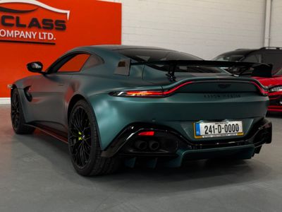 2024 Aston Martin Vantage