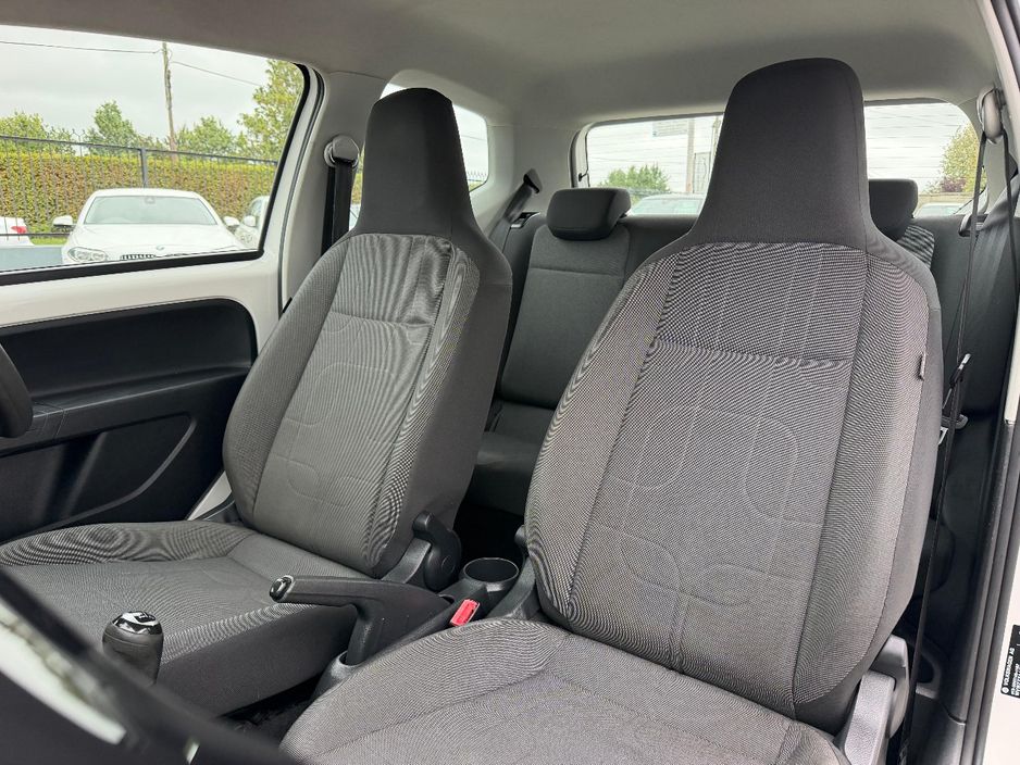 2015 Volkswagen up!