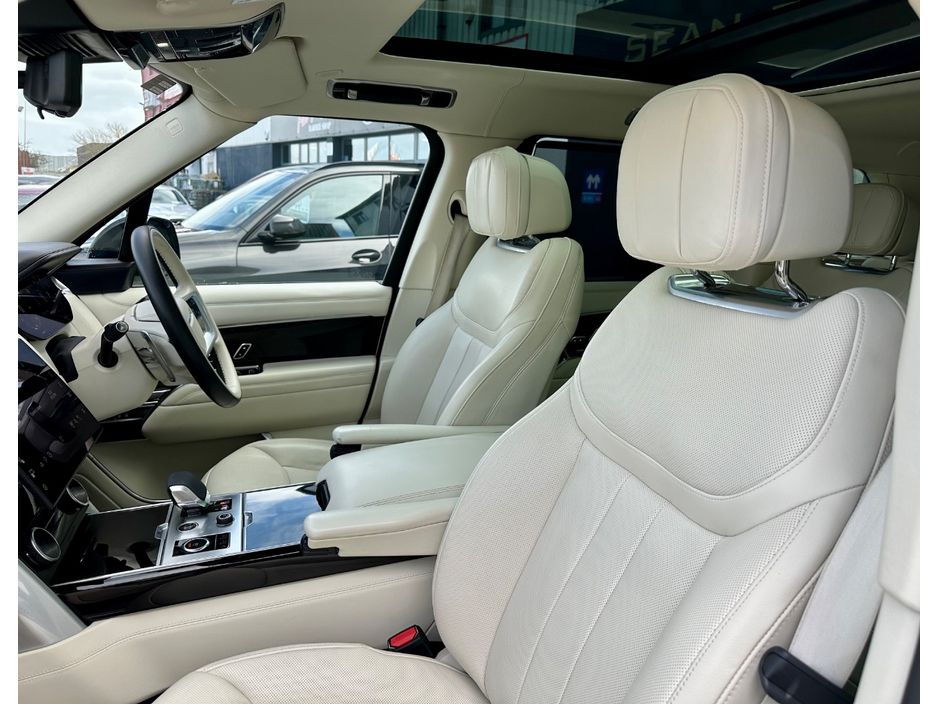 2023 Land Rover Range Rover