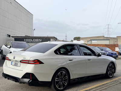 2024 BMW i5