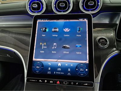 2024 Mercedes-Benz GLC Class