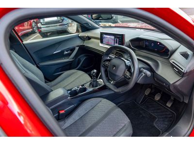 2024 Peugeot 2008