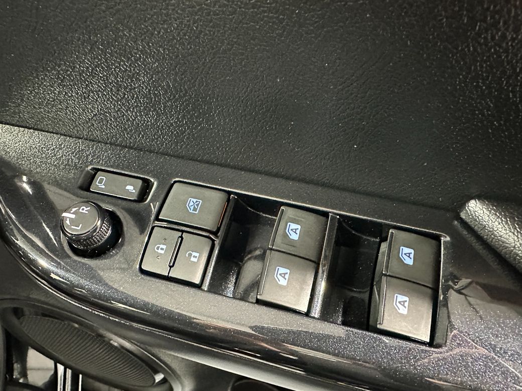 2024 Toyota Hilux
