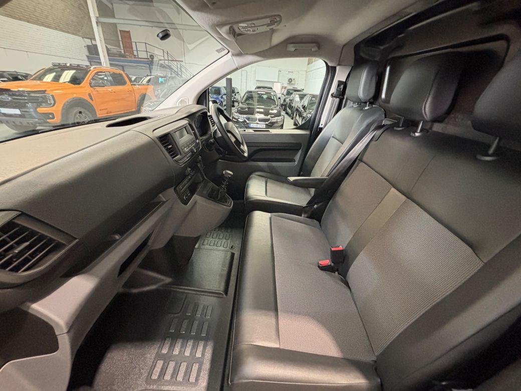 2020 Vauxhall Vivaro