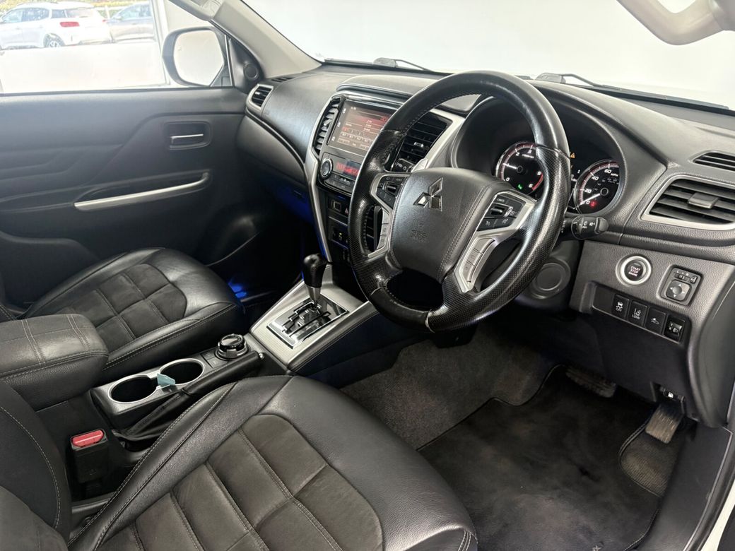 2020 Mitsubishi L200