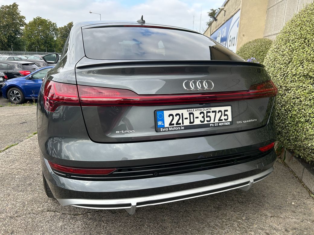 2022 Audi e-tron