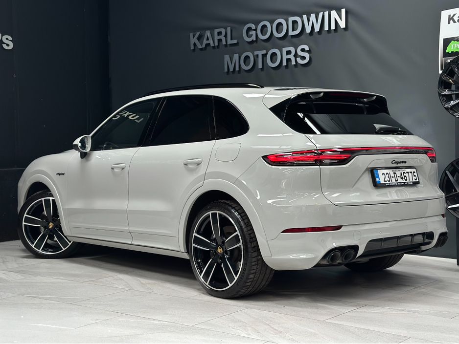 2023 Porsche Cayenne