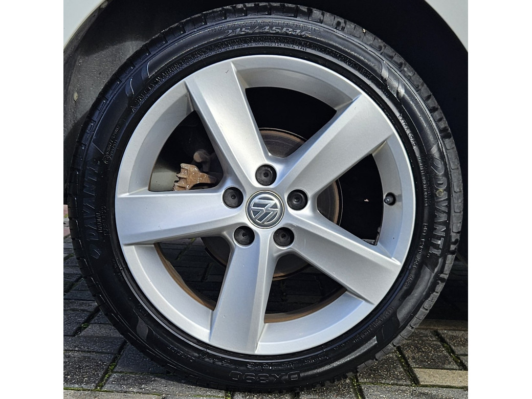 2016 Volkswagen Polo