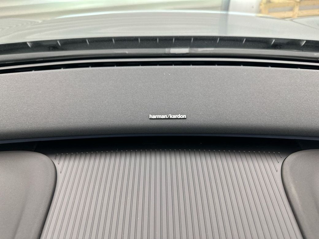 2025 Volvo EX30