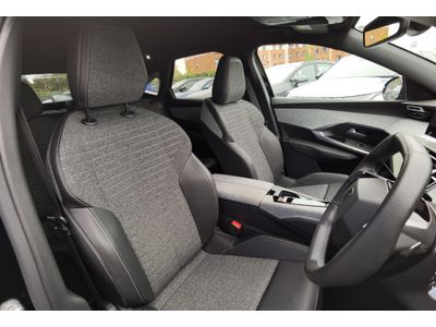 2025 Peugeot 3008
