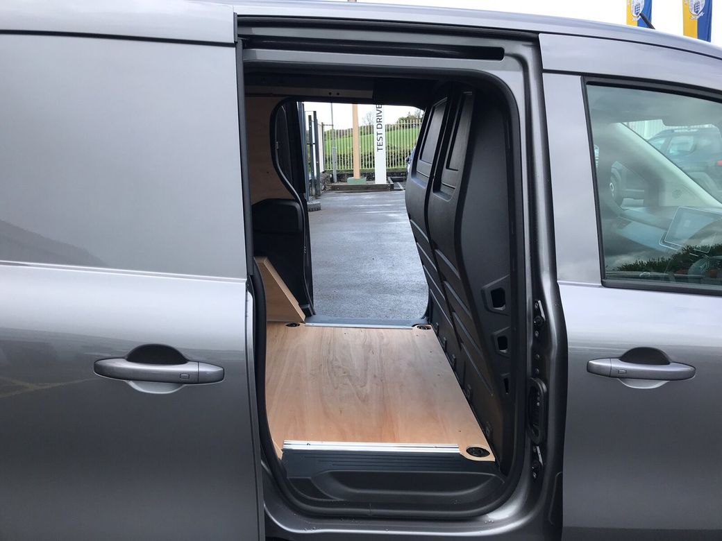 2025 Renault Kangoo