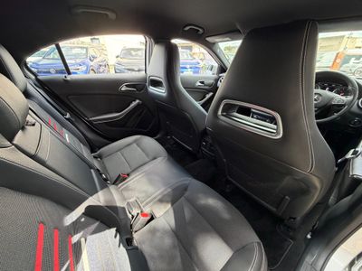 2018 Mercedes-Benz A 180