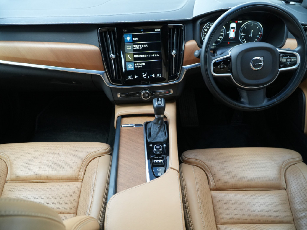 2021 Volvo V90