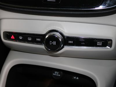 2020 Volvo XC40