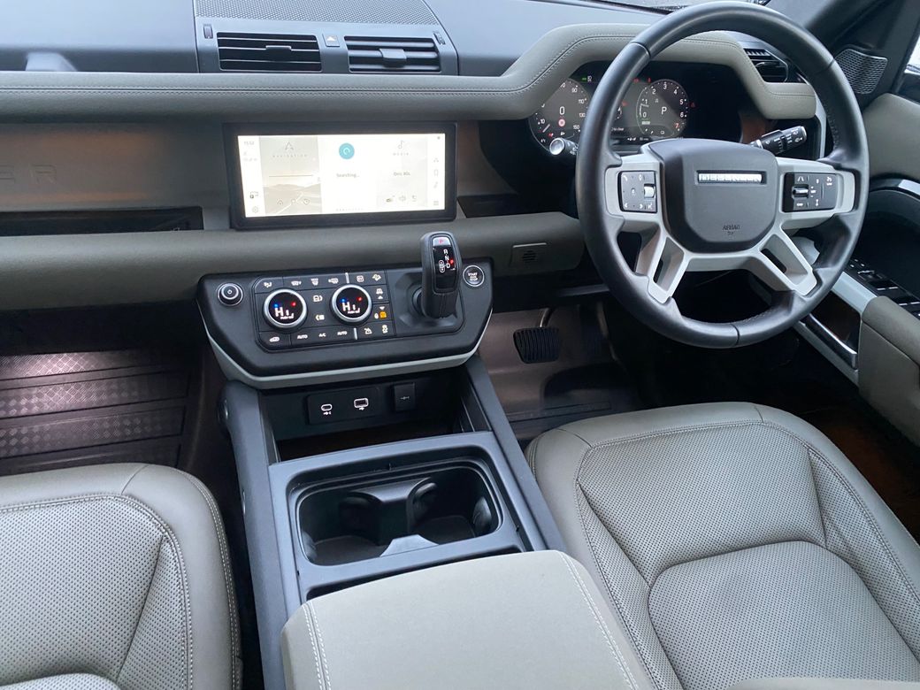 2023 Land Rover Defender