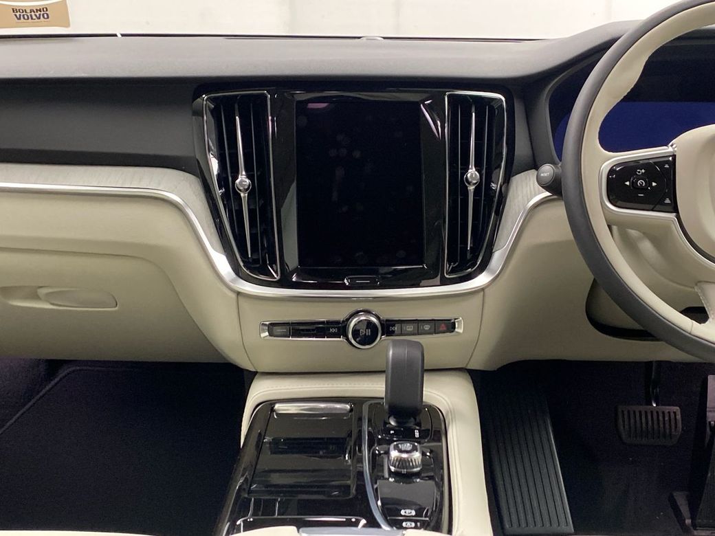 2026 Volvo V60