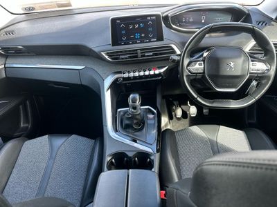 2020 Peugeot 5008