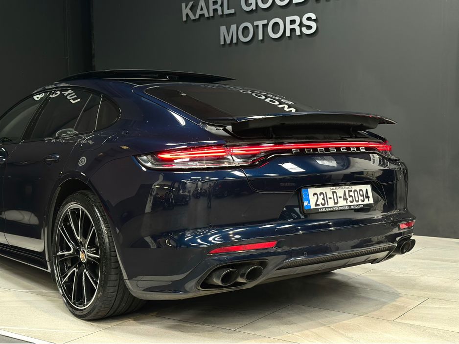 2023 Porsche Panamera