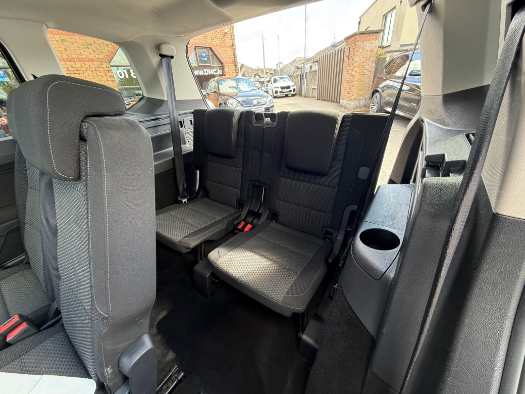2016 Volkswagen Touran