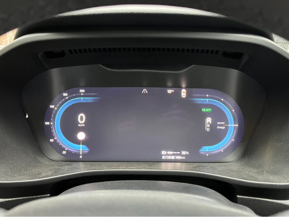 2022 Volvo XC40