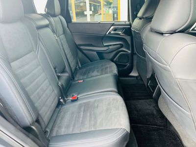 2024 Mitsubishi Outlander