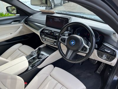 2022 BMW 5 Series