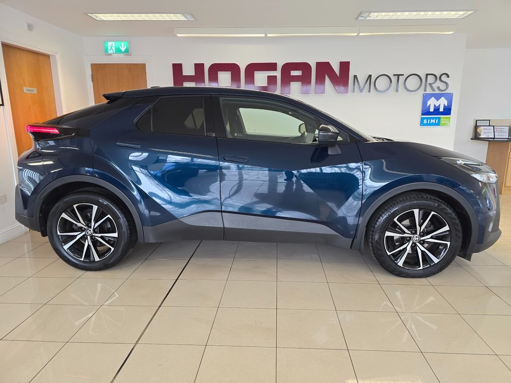 2024 Toyota C-HR