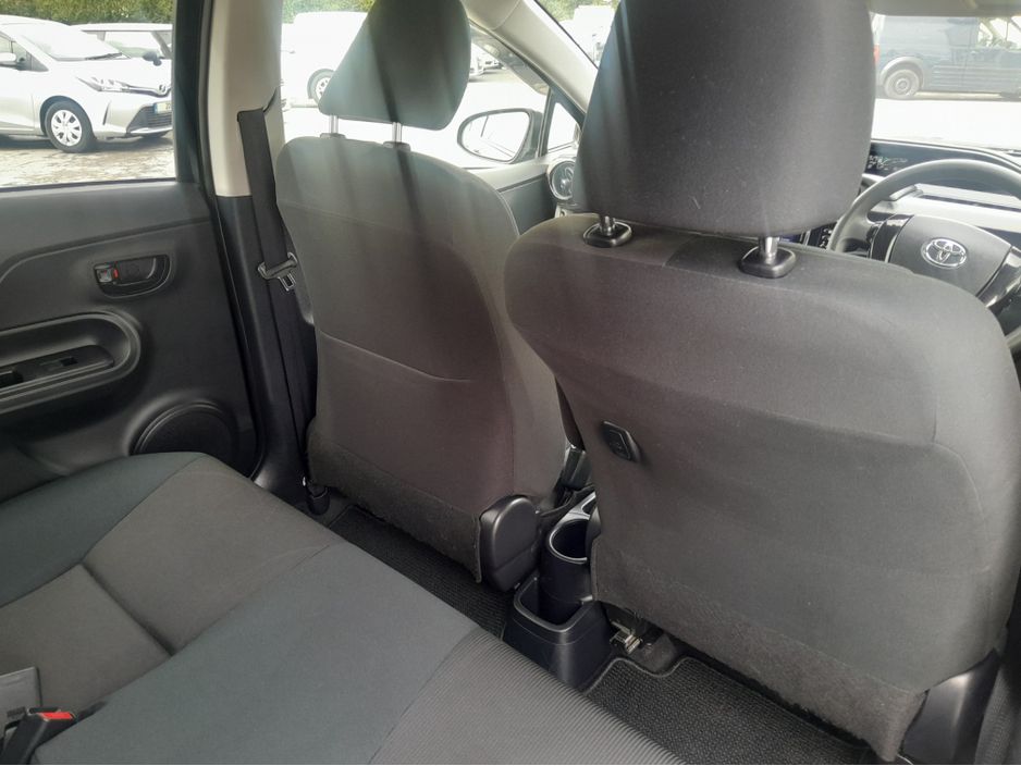 2017 Toyota Aqua