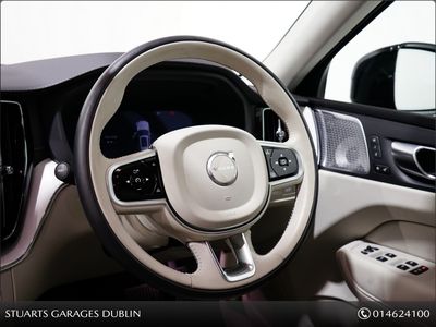 2025 Volvo XC60