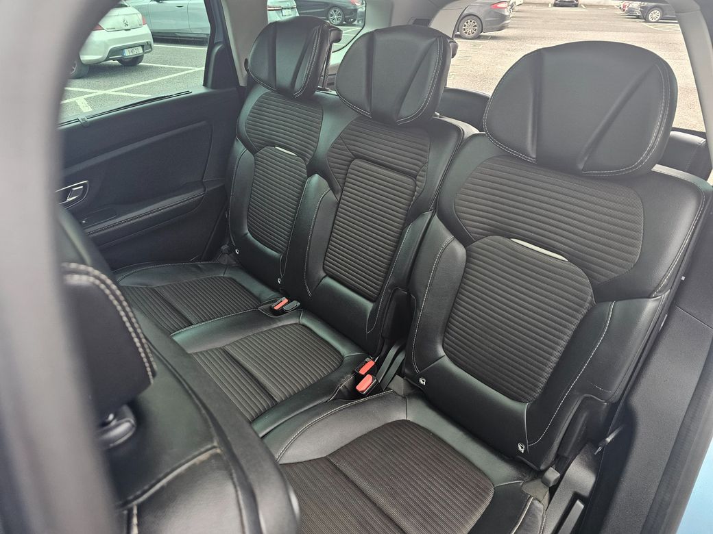 2017 Renault Grand Scenic