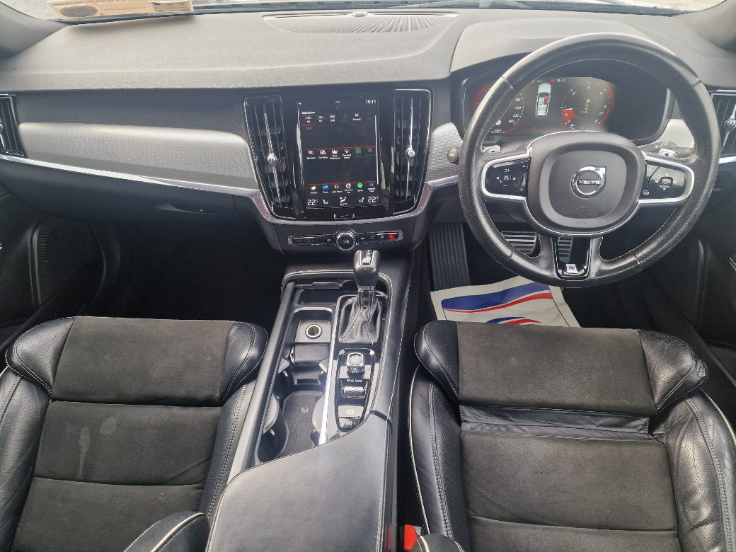 2018 Volvo V90
