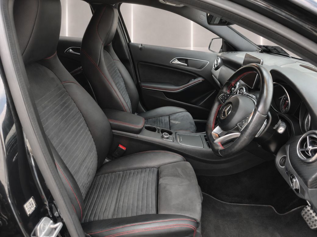 2016 Mercedes-Benz A 180