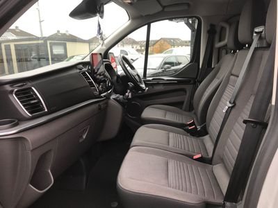 2022 Ford Tourneo