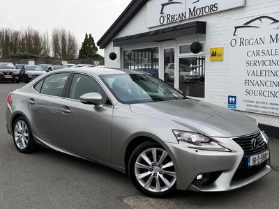 2016 Lexus IS 300h