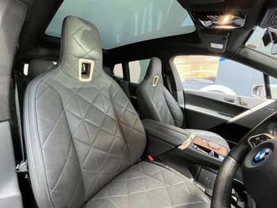 2022 BMW iX