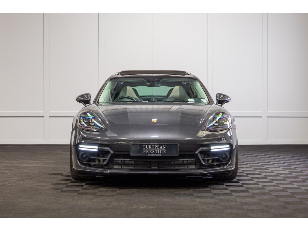 2018 Porsche Panamera