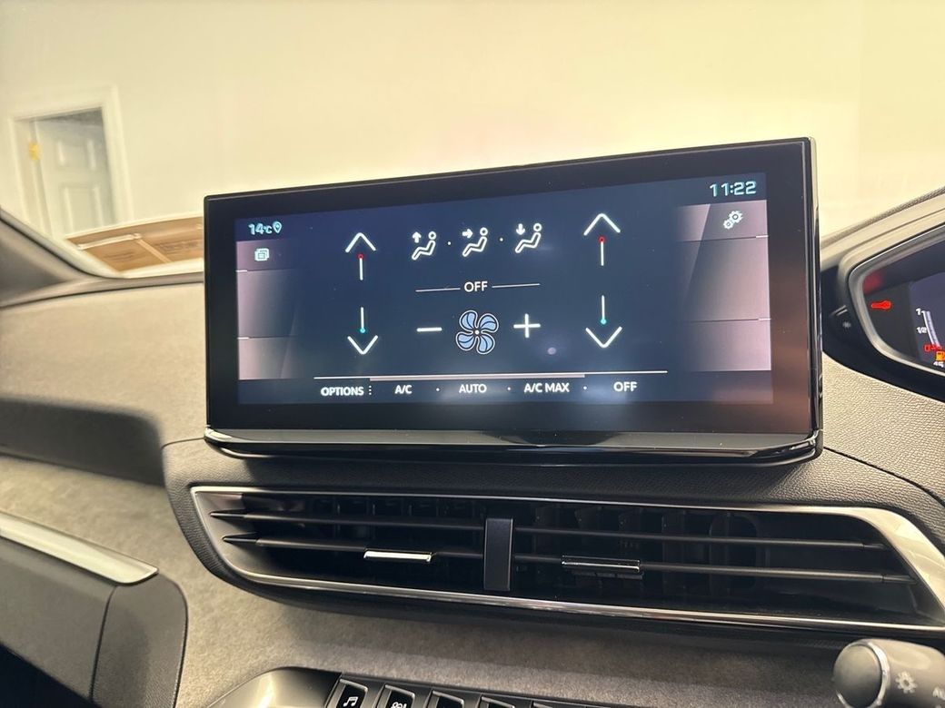 2024 Peugeot 5008