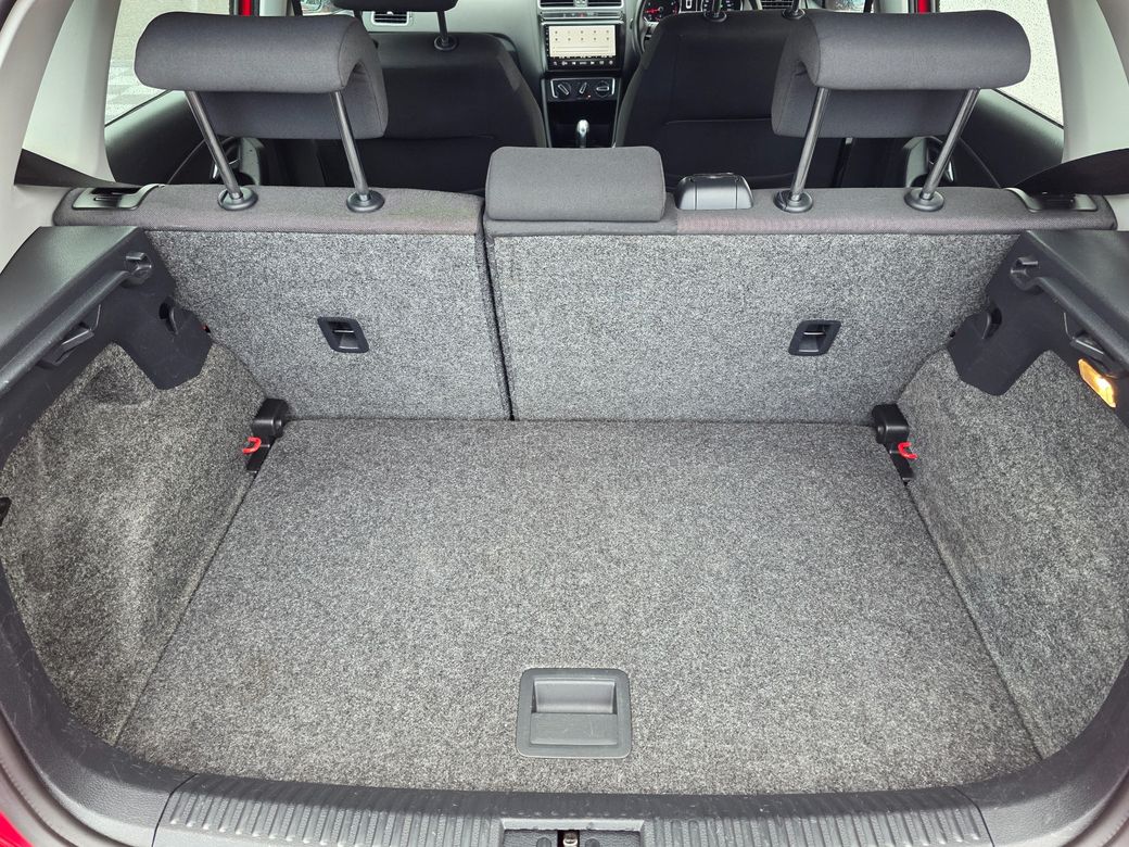 2015 Volkswagen Polo