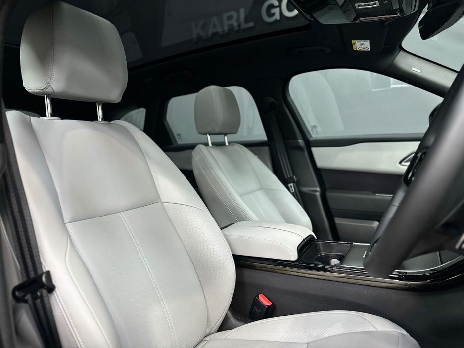 2025 Land Rover Range Rover Velar