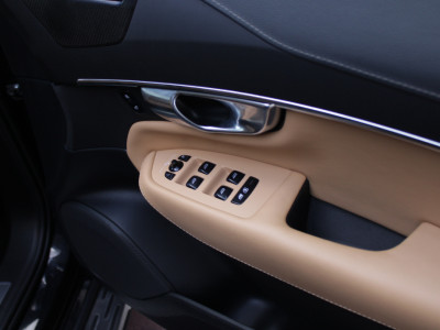 2023 Volvo XC90
