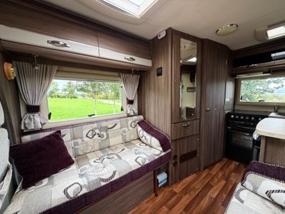 2015 AUTOSLEEPERS NUEVO LOW PROFILE R.H.D MANUAL