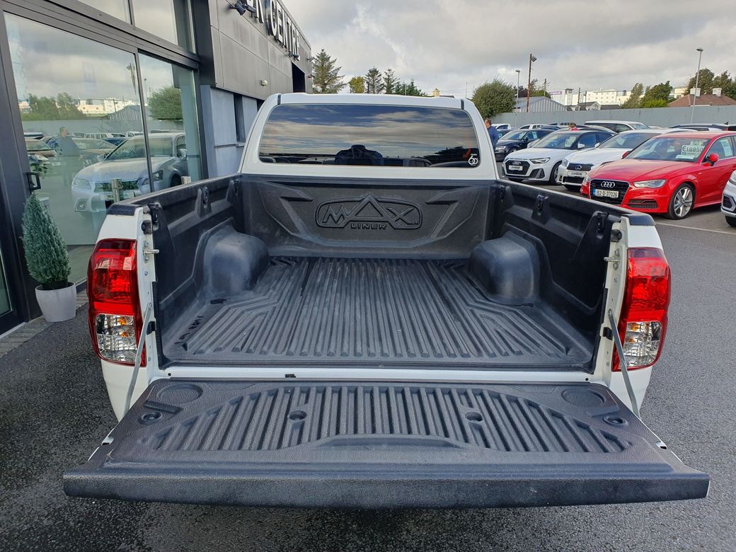 2023 Toyota Hilux