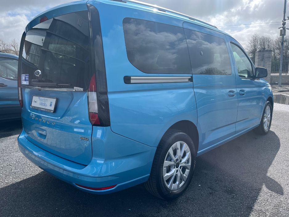 2026 Ford Tourneo Connect