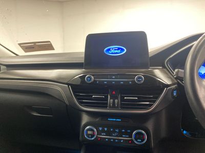 2022 Ford Kuga