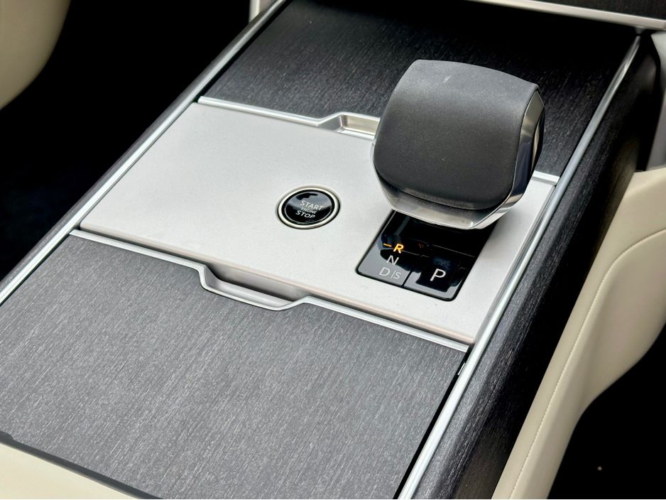 2025 Land Rover Range Rover