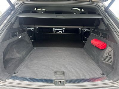 2024 Volkswagen Touareg