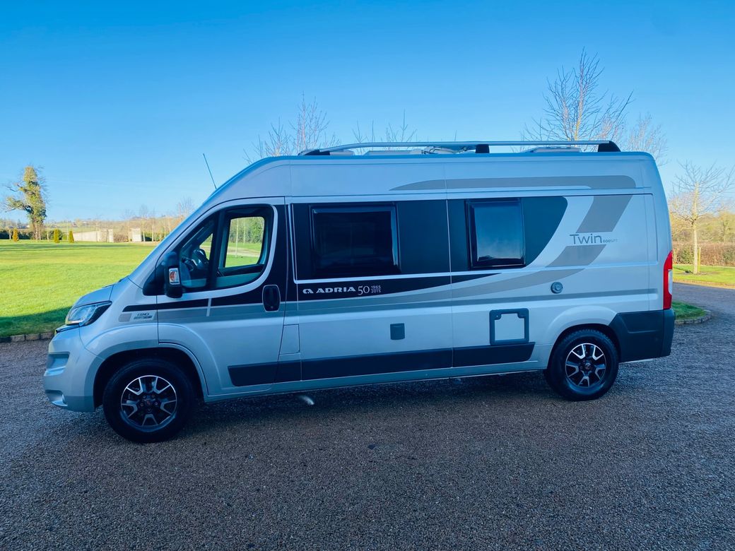 2016 ADRIA  TWIN 600 SPORT L.H.D MANUAL 