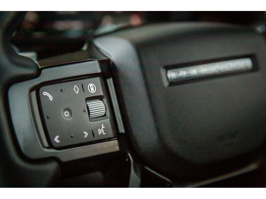 2025 Land Rover Defender